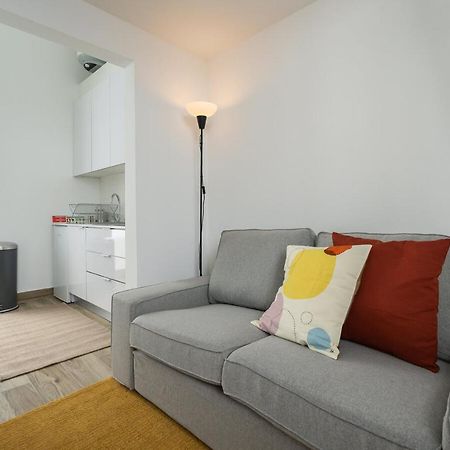 Tia Anica House II - Apartment With Terrace In Central Fuseta Beach Village Eksteriør billede