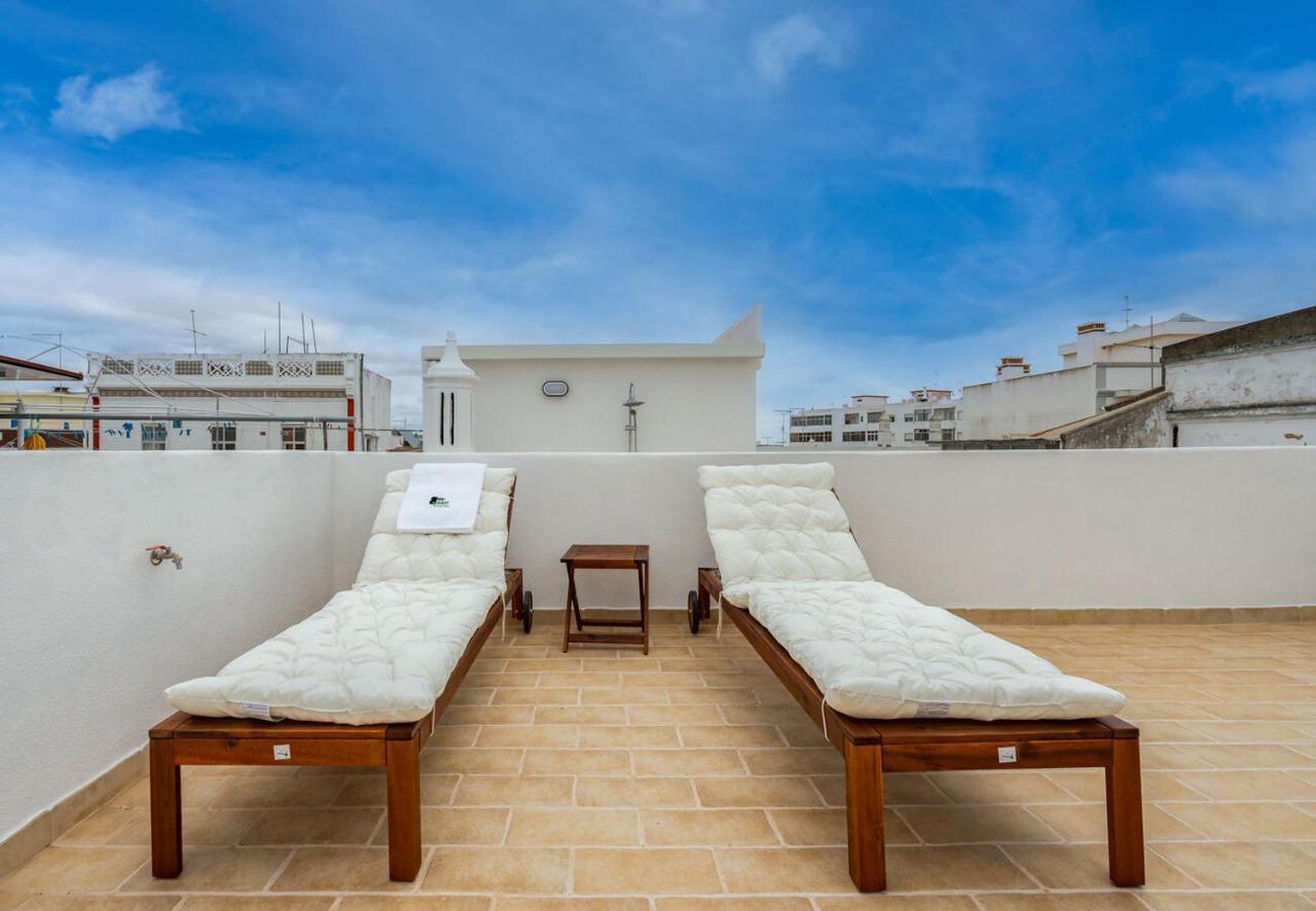 Tia Anica House II - Apartment With Terrace In Central Fuseta Beach Village Eksteriør billede